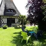 Les De La Ferme De L'eglise Holiday home Fatouville-Grestain