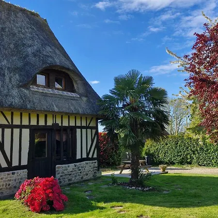 Holiday home Les De La Ferme De L'eglise Fatouville-Grestain